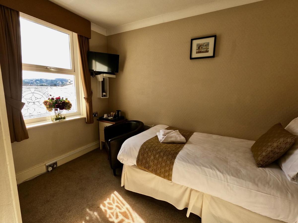 Riviera Lodge Hotel Torquay Bagian luar foto