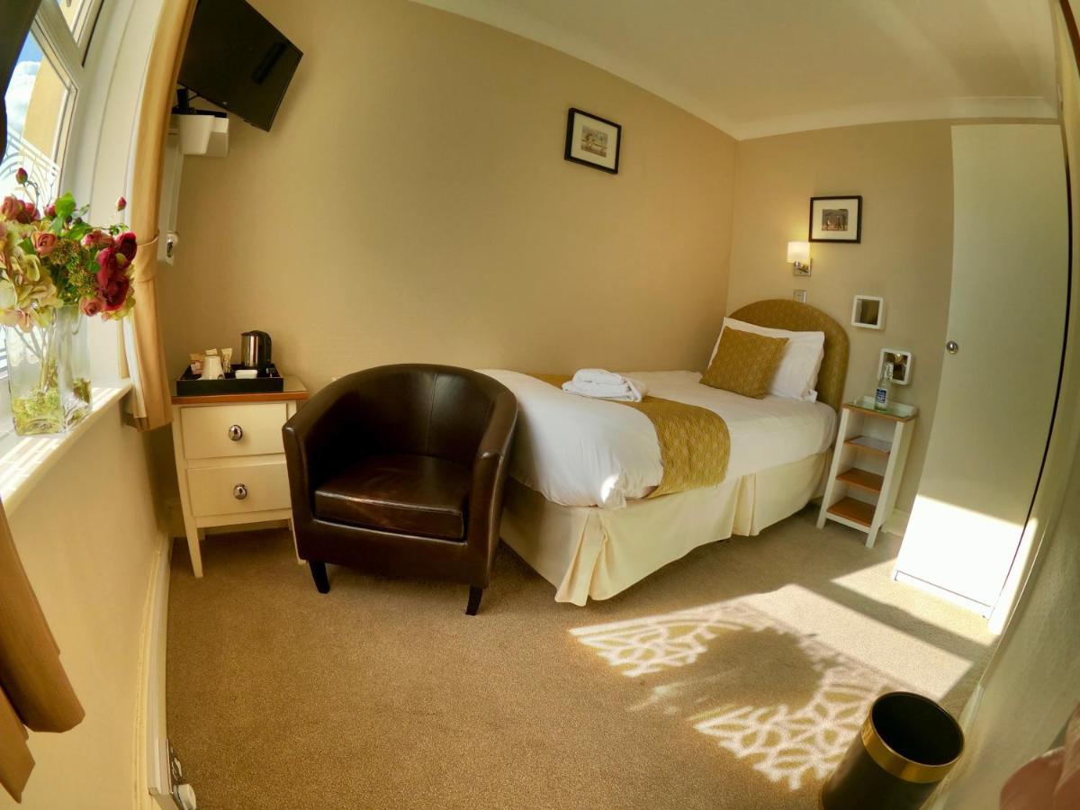 Riviera Lodge Hotel Torquay Bagian luar foto