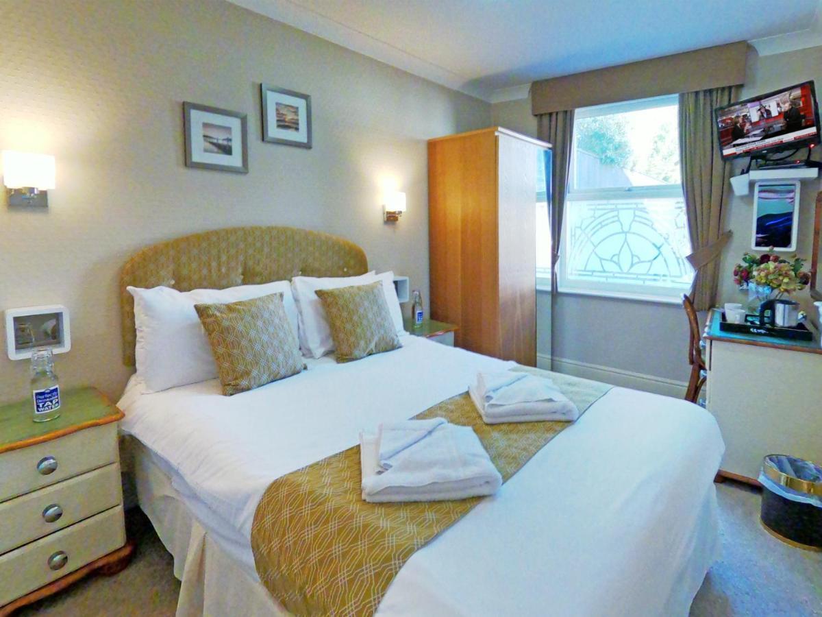 Riviera Lodge Hotel Torquay Bagian luar foto
