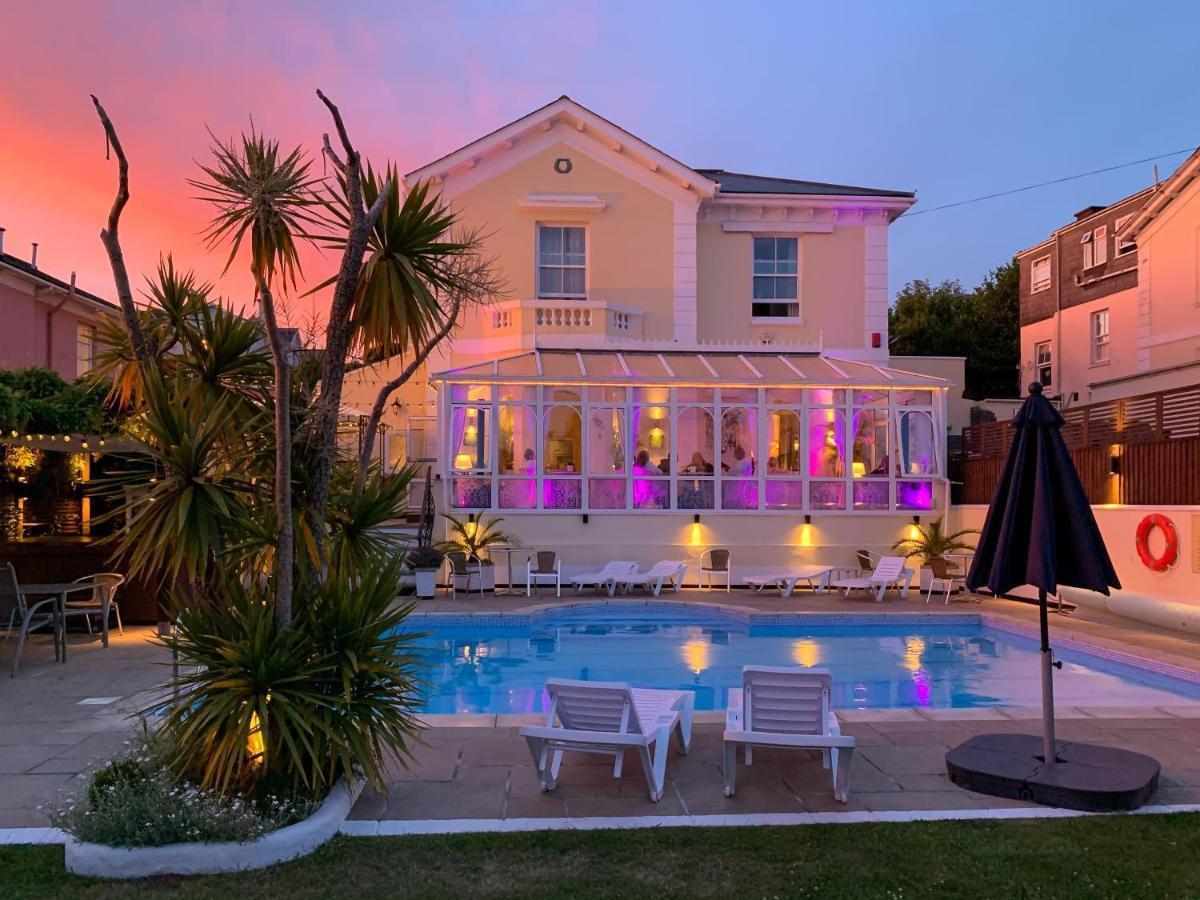 Riviera Lodge Hotel Torquay Bagian luar foto