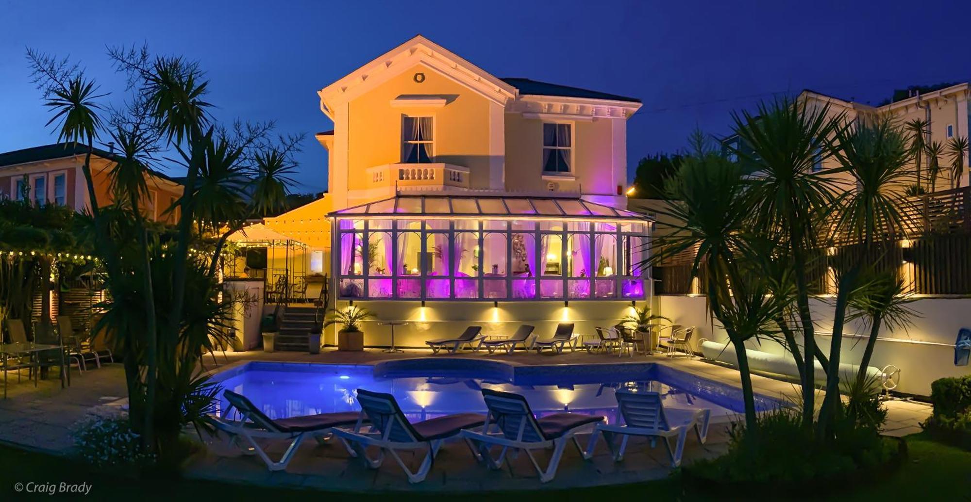 Riviera Lodge Hotel Torquay Bagian luar foto