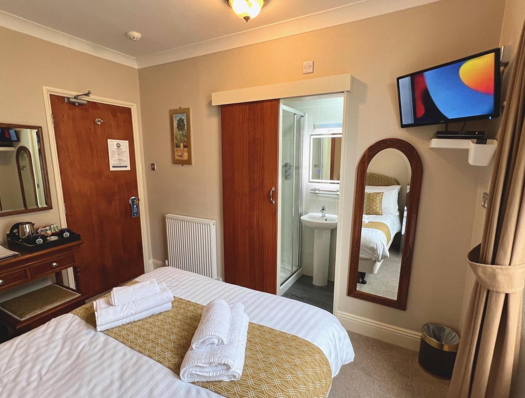 Riviera Lodge Hotel Torquay Bagian luar foto