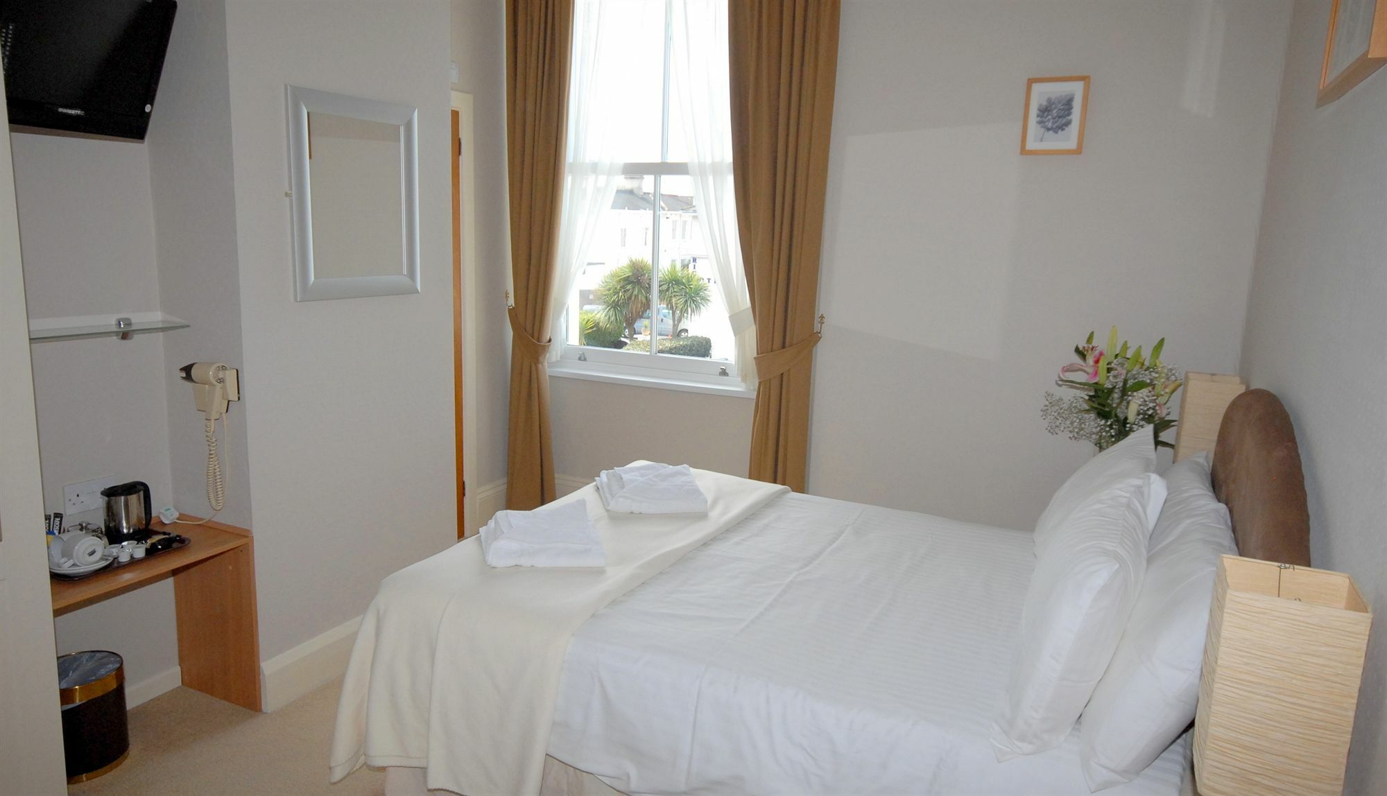 Riviera Lodge Hotel Torquay Bagian luar foto