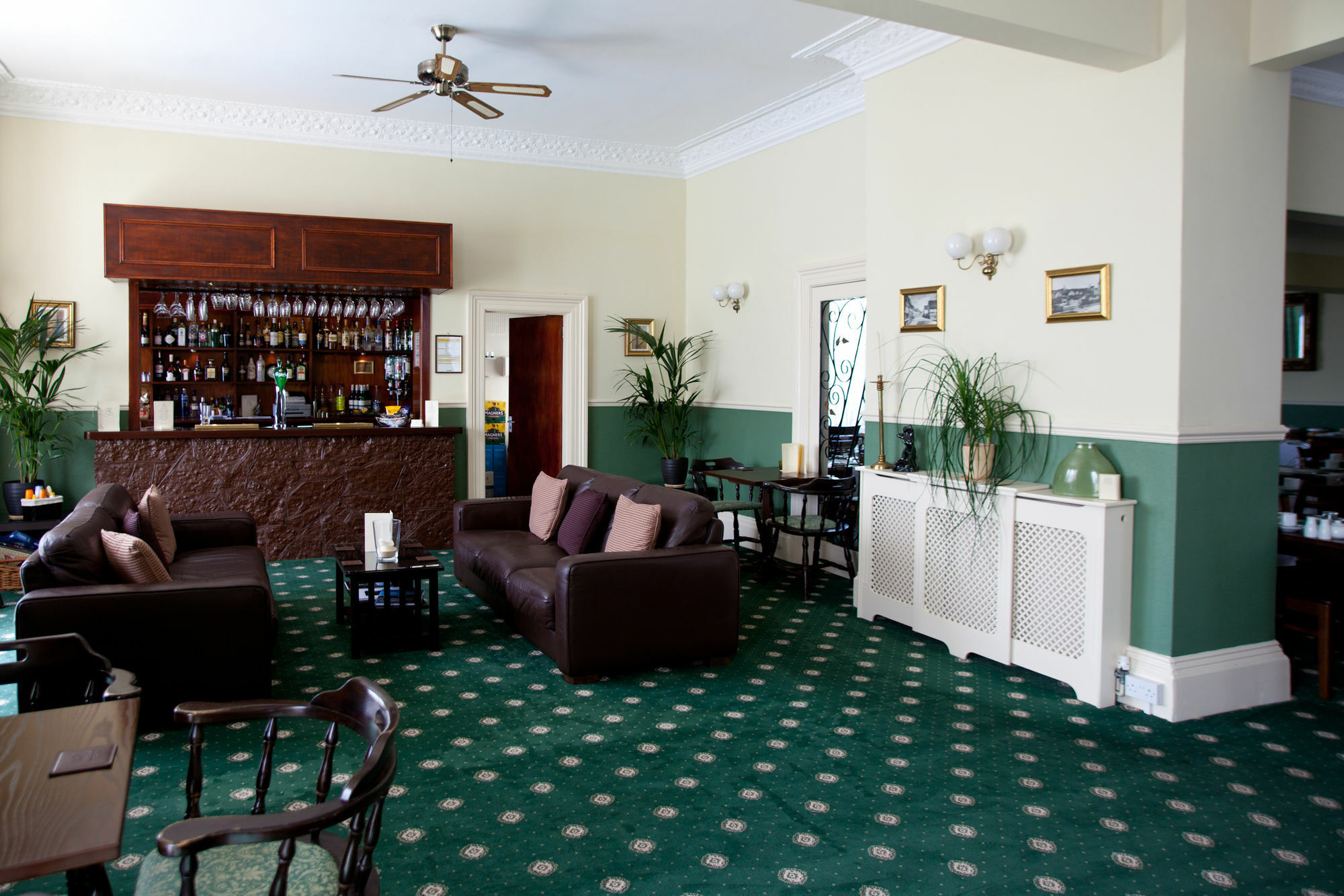 Riviera Lodge Hotel Torquay Bagian luar foto